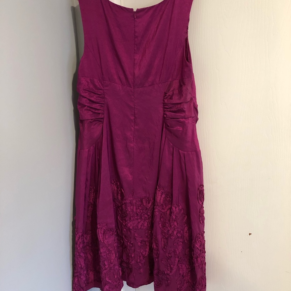 Adrianna Papell, Stunning party dress! - Picture 8 of 8